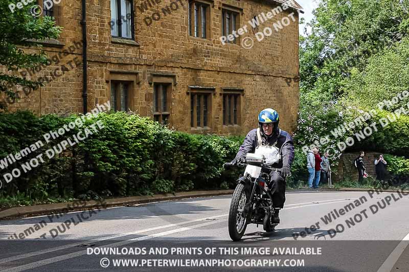 Vintage motorcycle club;eventdigitalimages;no limits trackdays;peter wileman photography;vintage motocycles;vmcc banbury run photographs